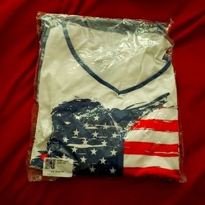 Cold Shoulder Top! Plus size!